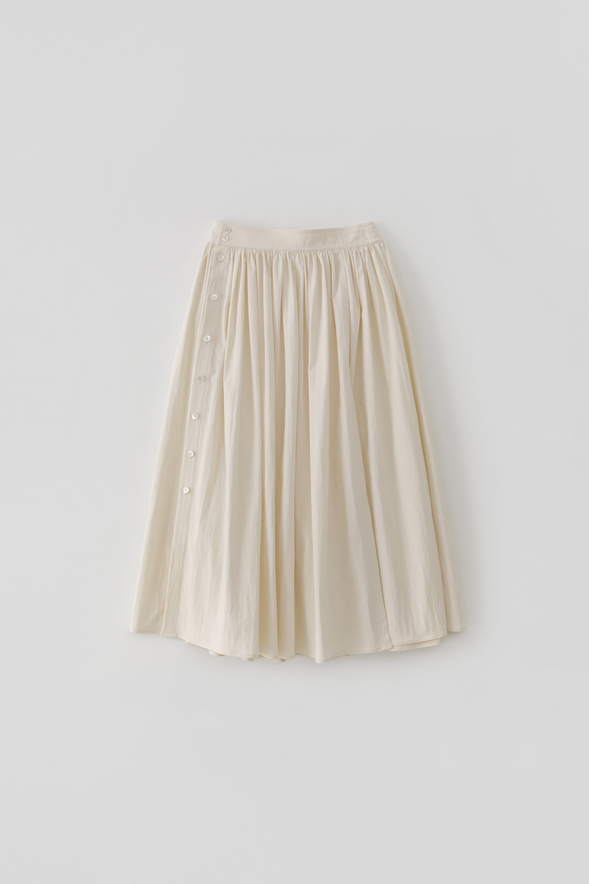 Pleats Slit Skirts_Cream