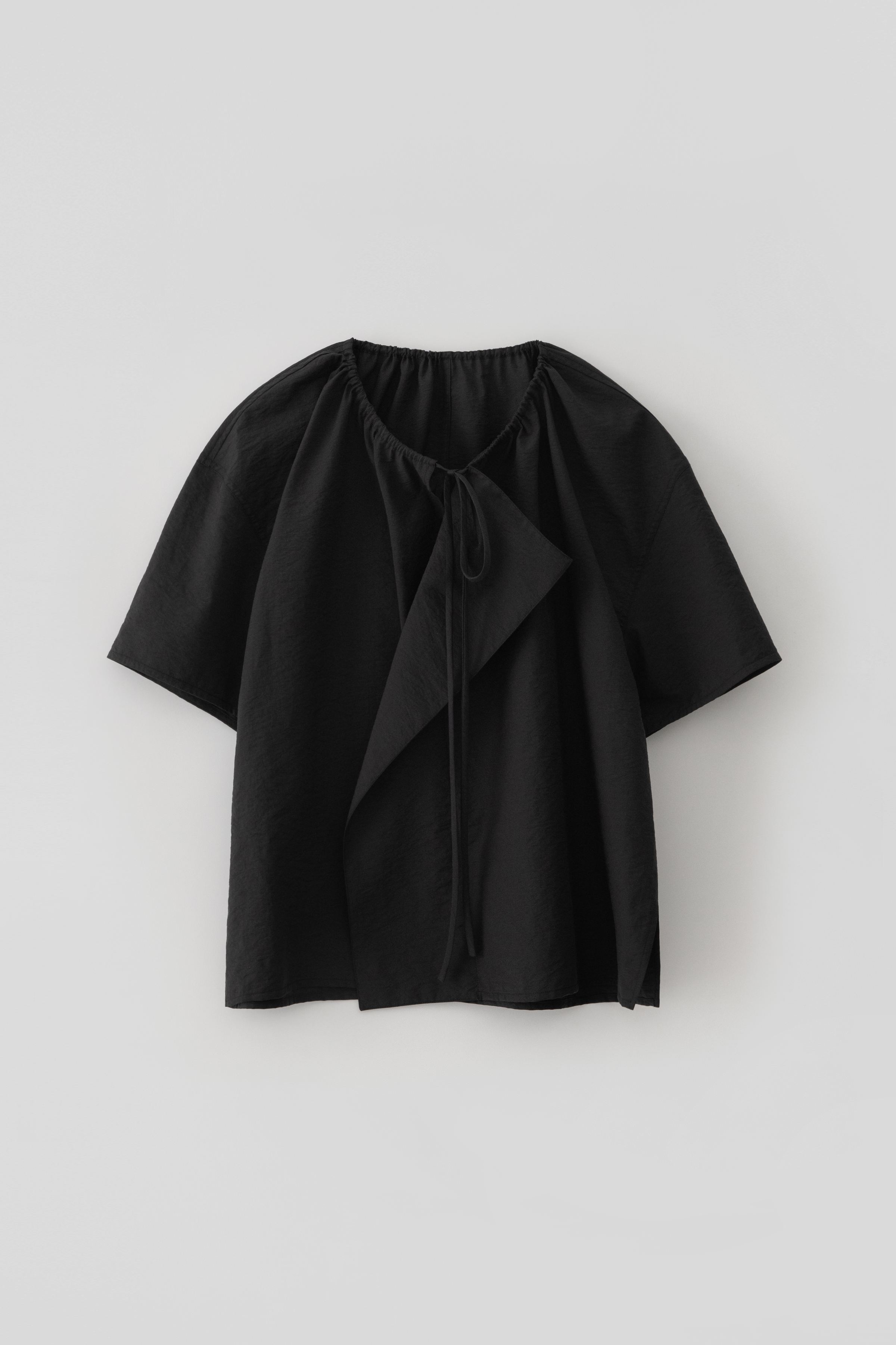 Shirring Short Sleeve Blouse_Black
